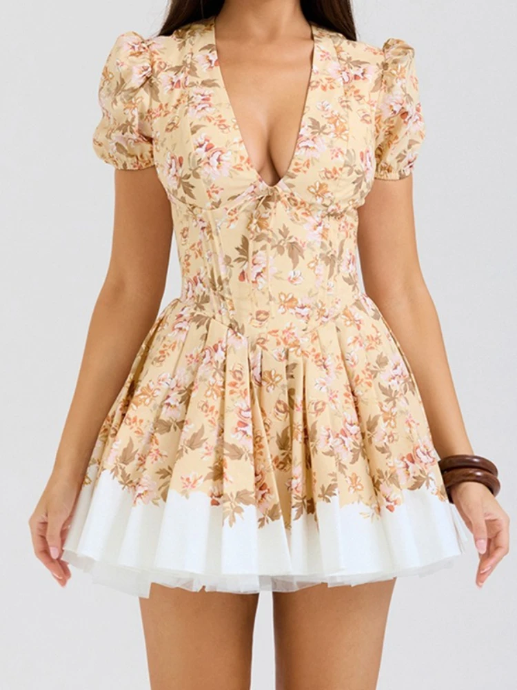 2025 mode d'été nouveau Style de fille épicée Mini robe Sexy imprimé col en v profond vacances Sexy courte Style de rue jupe bouffante