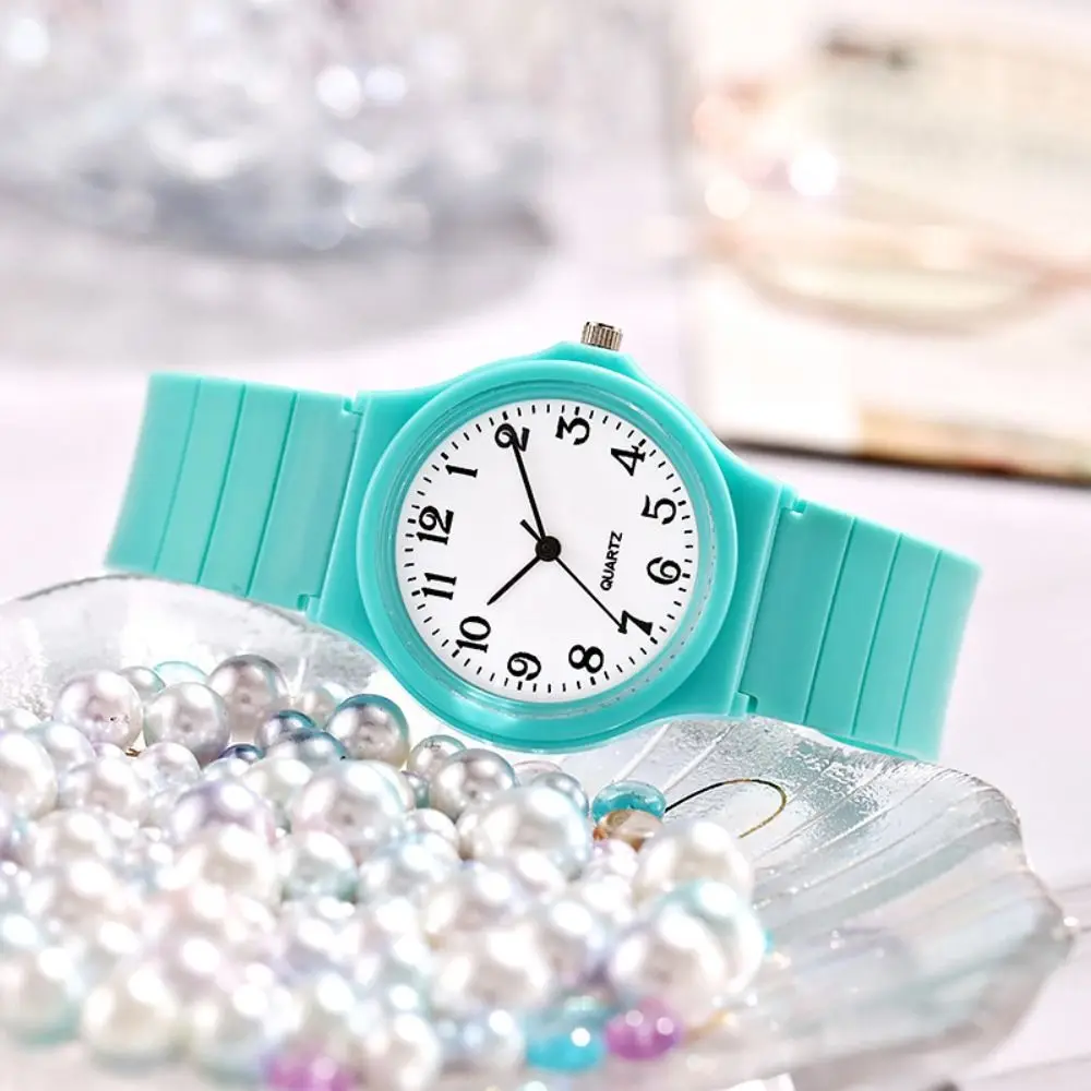 Adjustable Silicone Strap Minimalist Digital Watch Small Dial Fashion Leisure Children's Quartz Watch Round Dial Student Watches