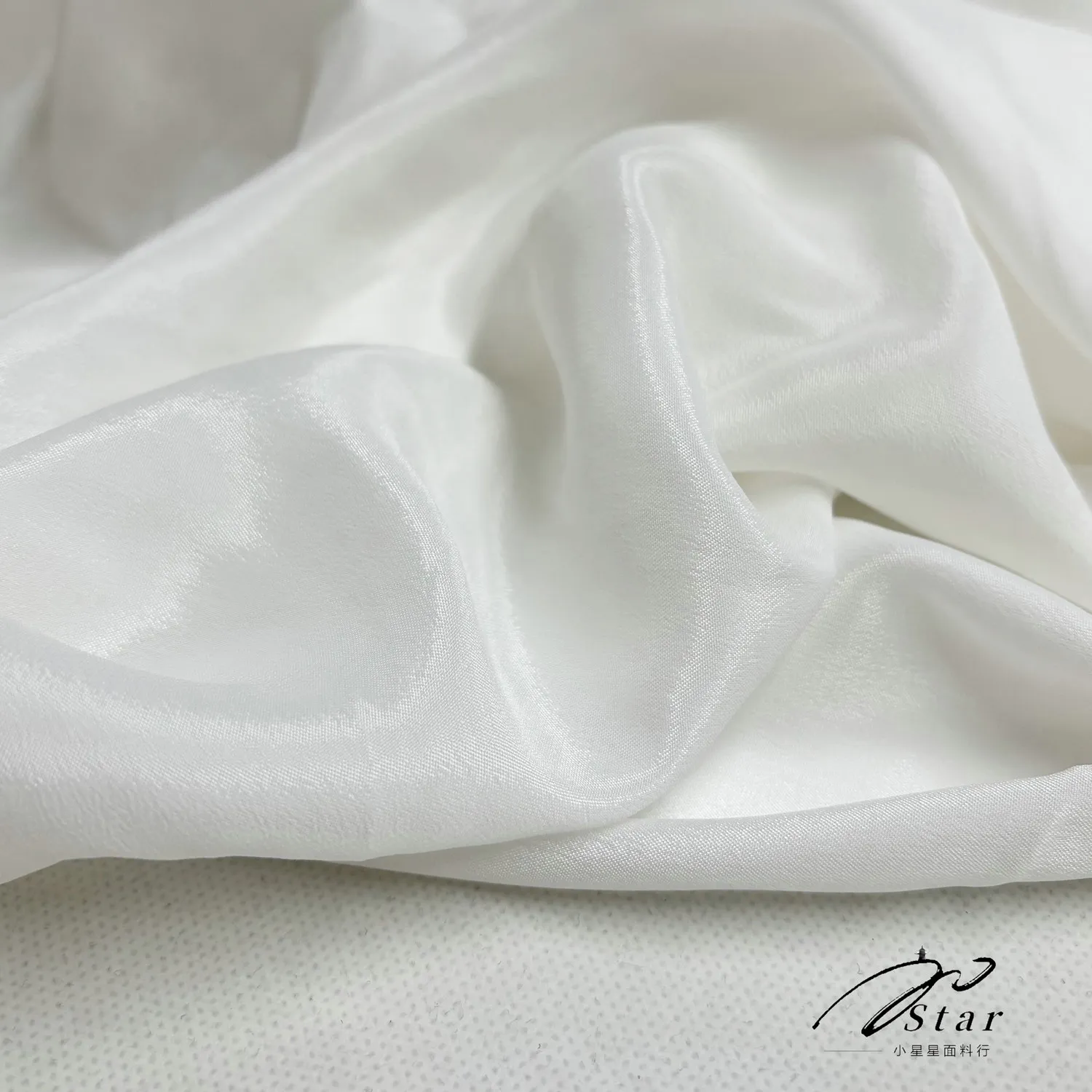 White Micro-Transparent Silk Rayon Blended Silk Crepe De Chine Cloth Shirt Dress Lining Silkworm Silk Satin Fabric