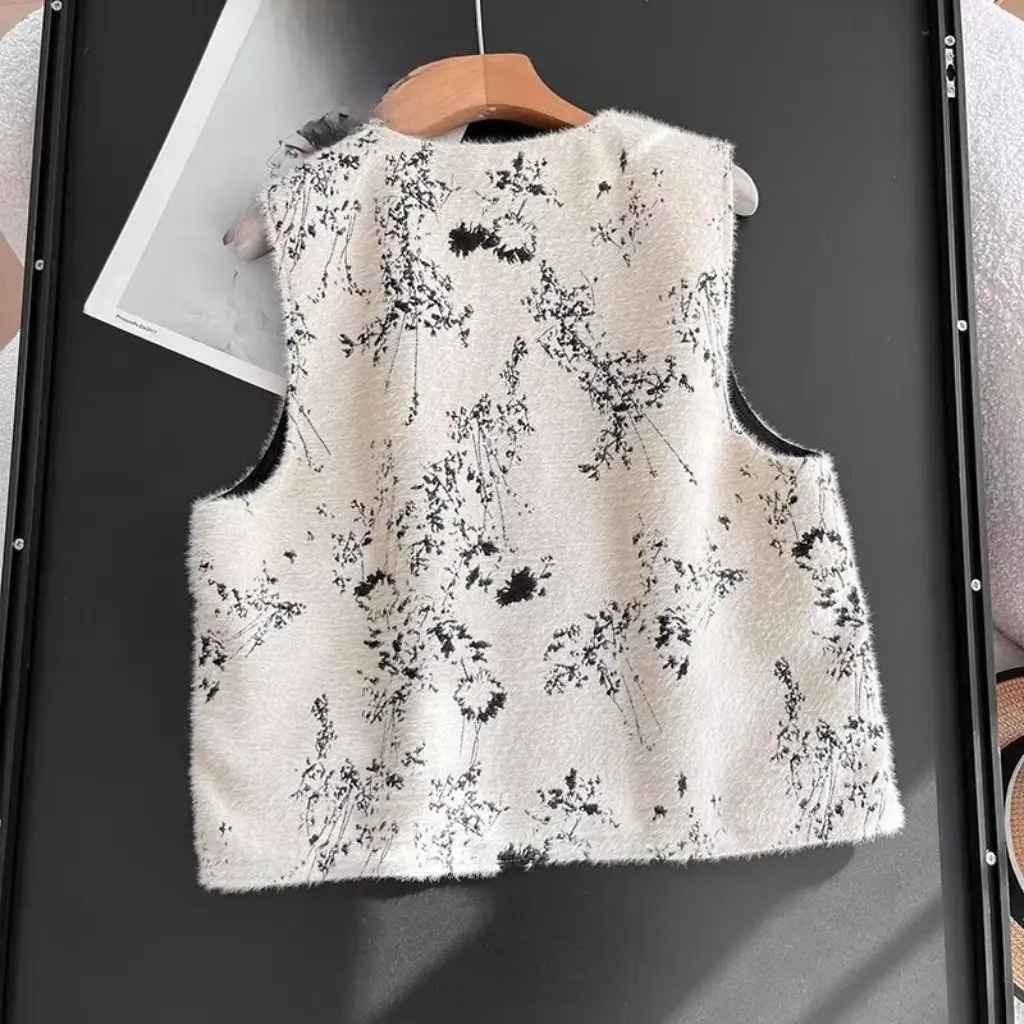 

Women's Double-Sided Wearable Shell Buckle Jacquard Velvet Vest Chinese Style Western Design for Autumn Winter Coats