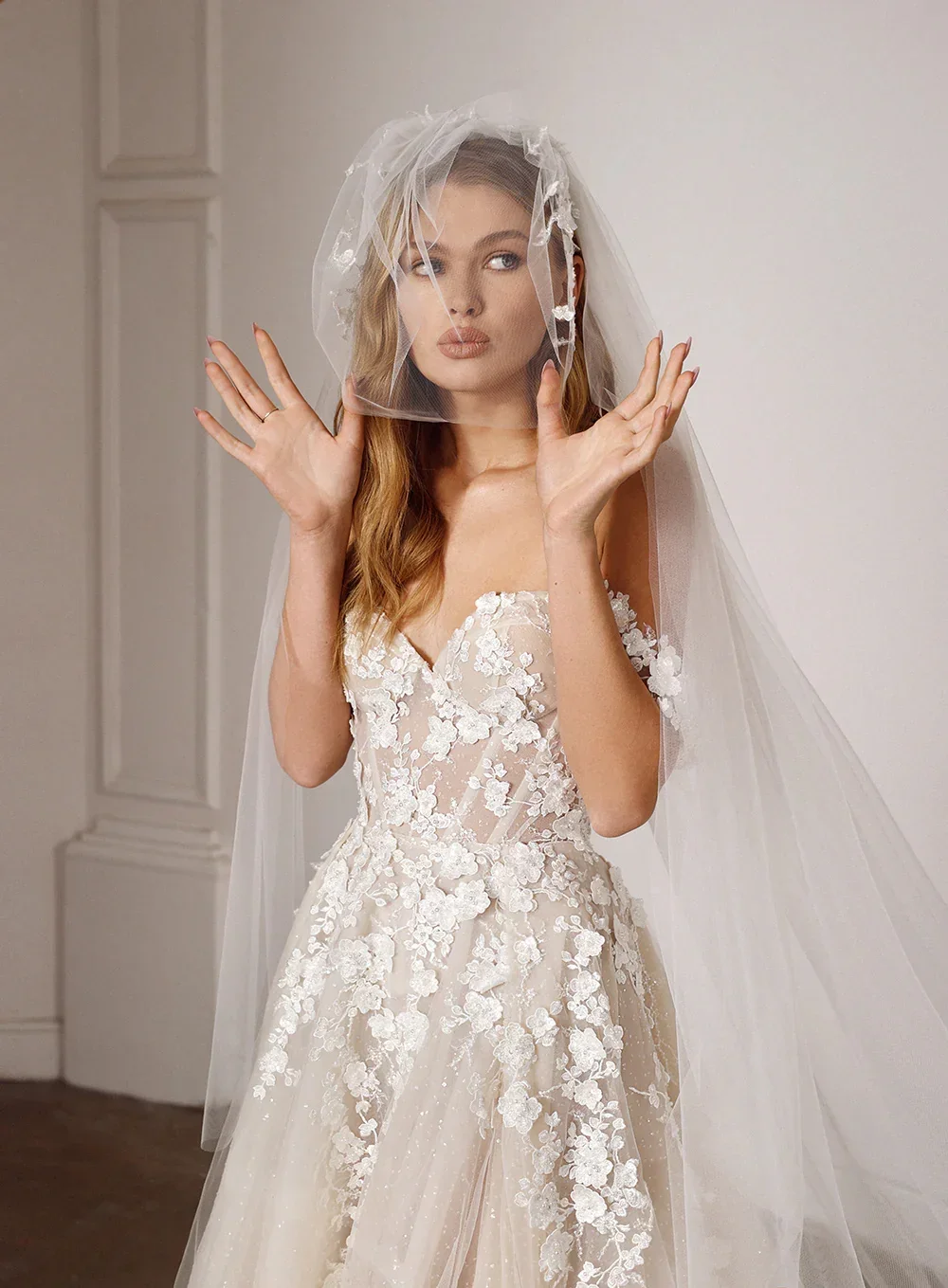 

Customized Elegant Off The Shoulder Sweetheart Lace Applique Boho Beach A Line Wedding Dresses Vestido De Noiv Vestidos De Novia