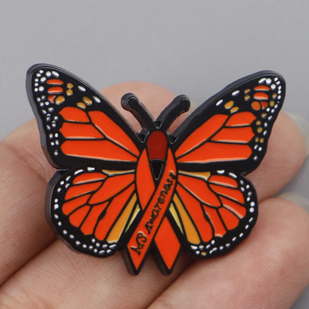 Beautiful Orange Butterfly Enamel Pins Cartoon Brooch Clothes Backpack Lapel Badges Fashion Jewelry Accessories Friends Gifts