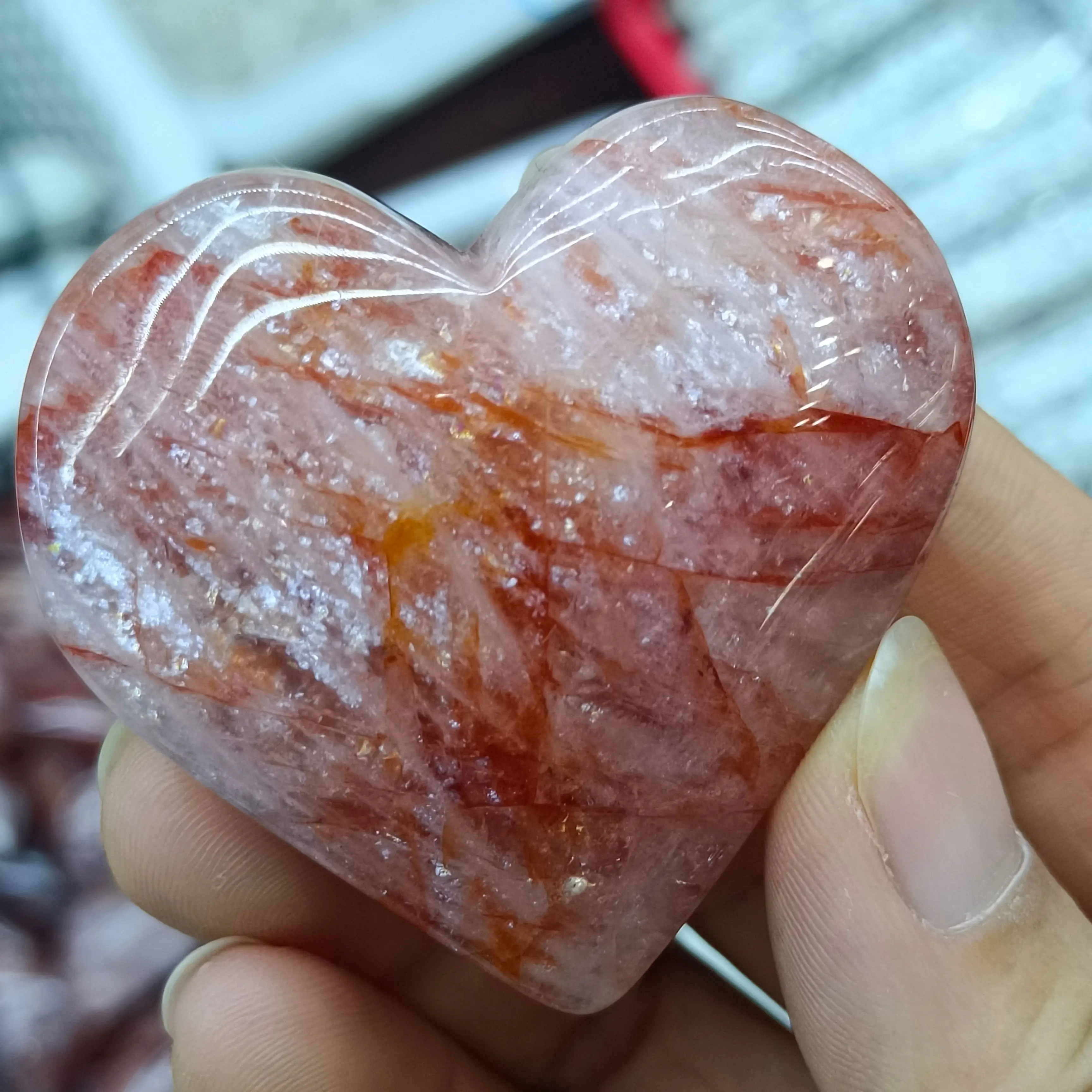 

Natural Red Glue Flower Stone Hand-Carved Heart-Shaped Quartz Crystal Energy Ore Mineral Reiki Healing Degaussing Decorative Gem