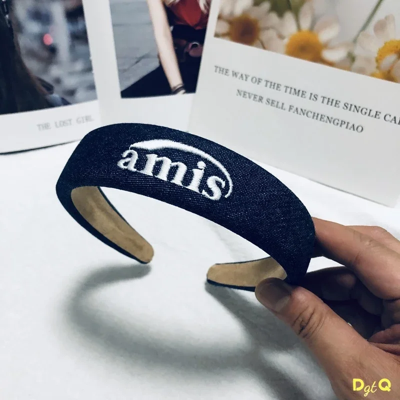 

DGTQYQ Роскошная джинсовая повязка на голову с вышивкой и алфавитом в стиле барокко с высокой короной, популярный женский аксессуар для волос