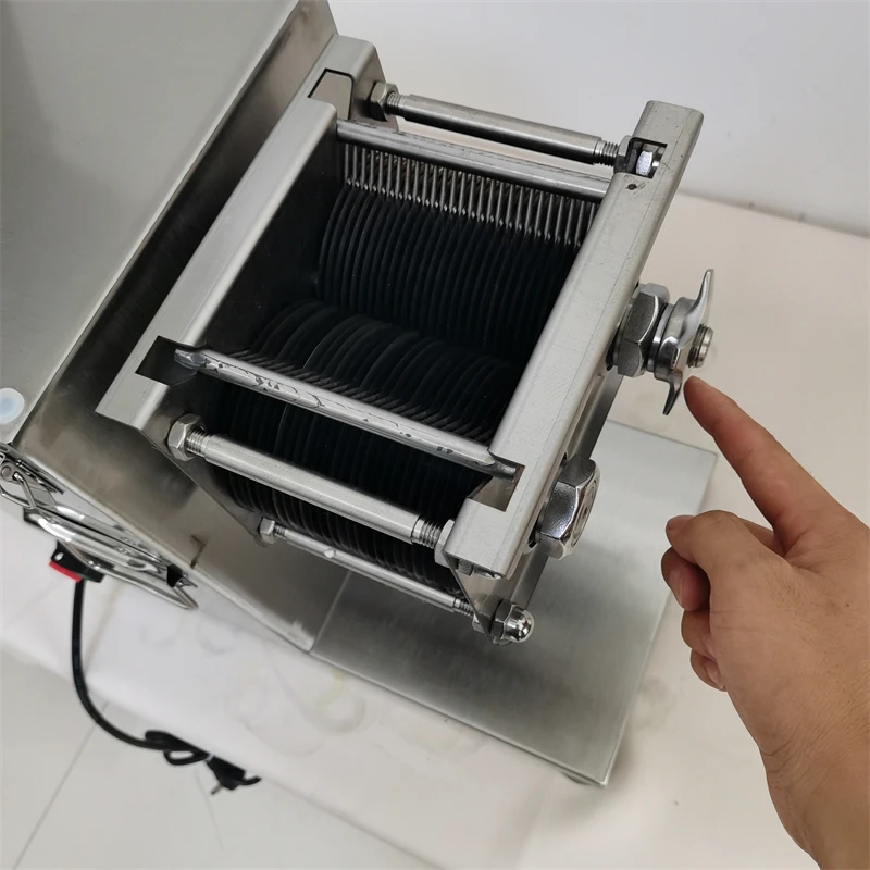 Commercial High-Power Stainless Steel Fully Automatic Multifunctional New Desktop Electric Desktop Meat Strip Cutting Machine