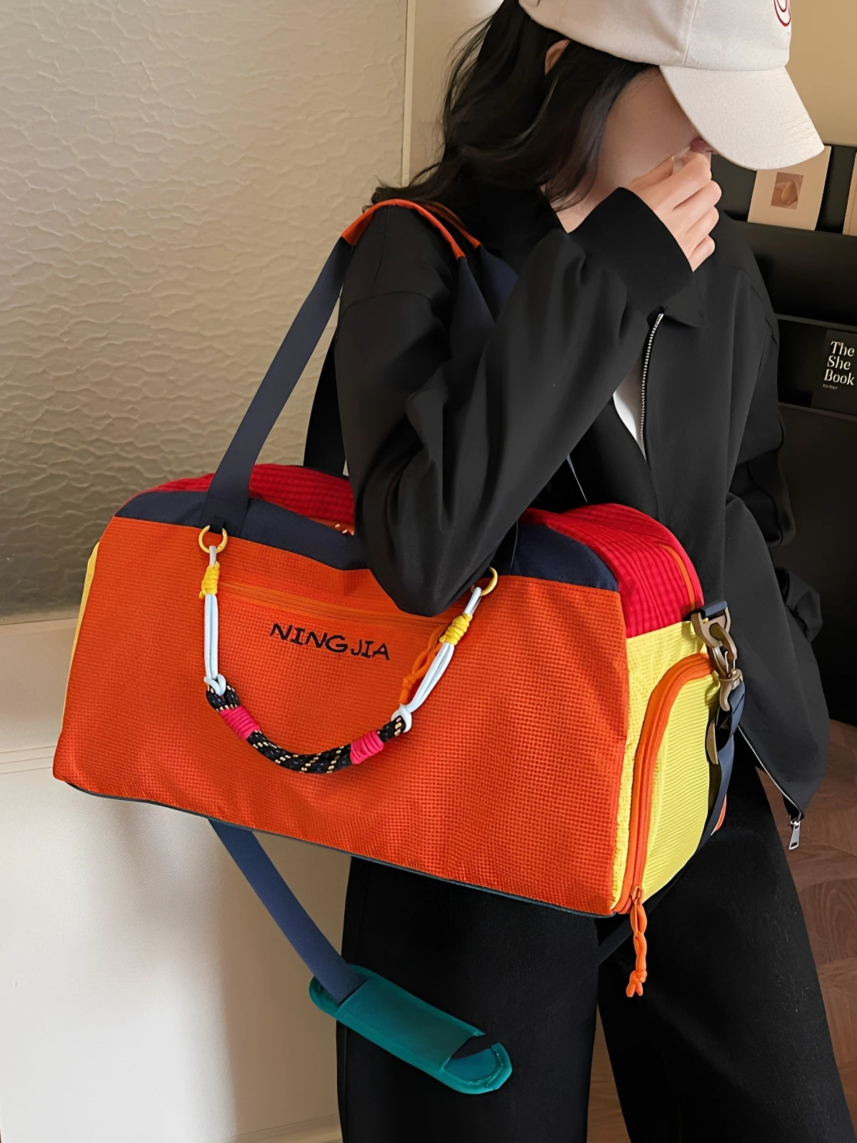 lightweight-travel-bag-easy-to-carry-large-capacity-expandable-wet-and-dry-separation-fitness-luggage-bag-for-outdoors-and-ma