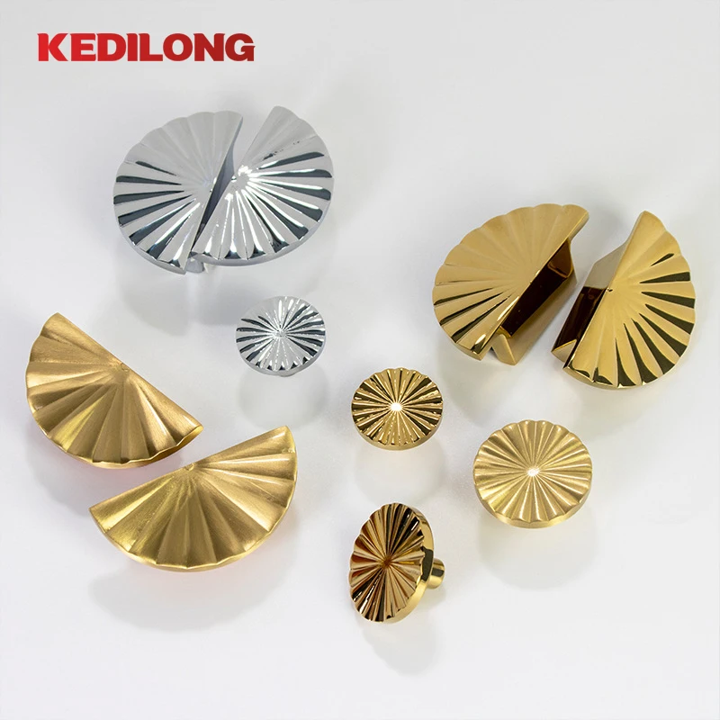 Manufacturer sells directly modern European style brass handle, sunflower drawer knob, furniture hardware cabinet handle