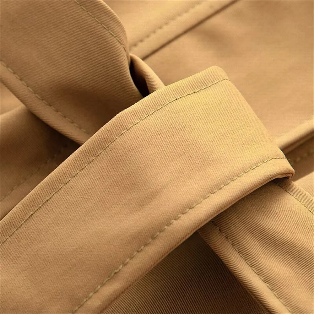 Autumn New Product: Women's Commuting Style, Simple, Casual, Fashionable, Strap up Short Windbreaker Coat