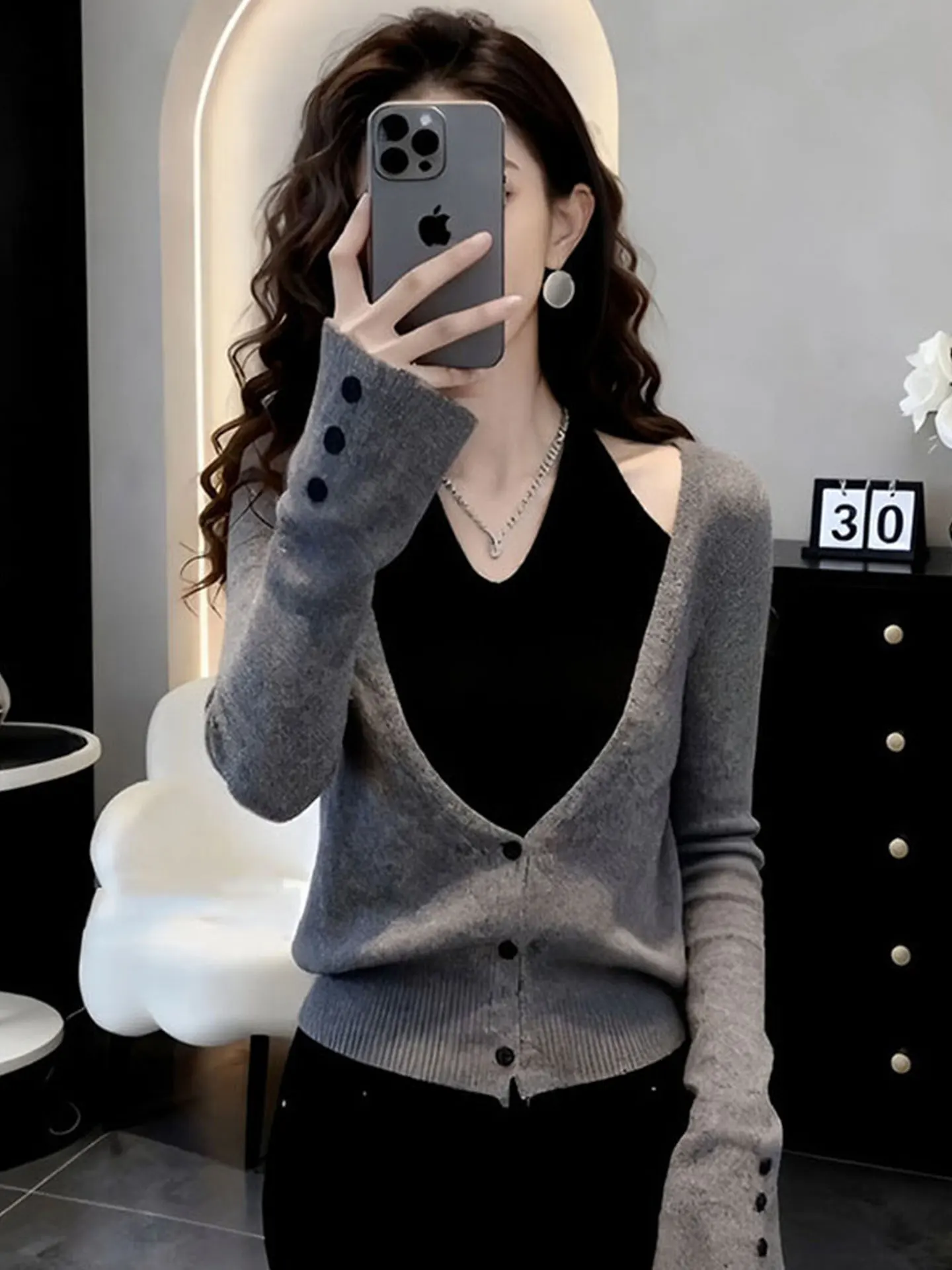 plus Size Women's V-Neck Knitwear Grey Maturity Style Long Sleeve Loose Fit Spring New Arrival Elegant And Stylish Sweater