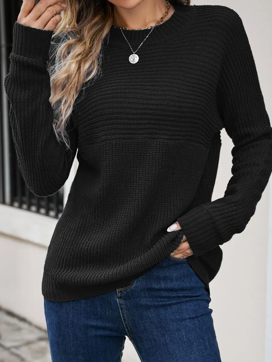

Women's Black Round Neck Batwing Sleeve Knit Pullover Sweater for Fall Winter Casual Wear