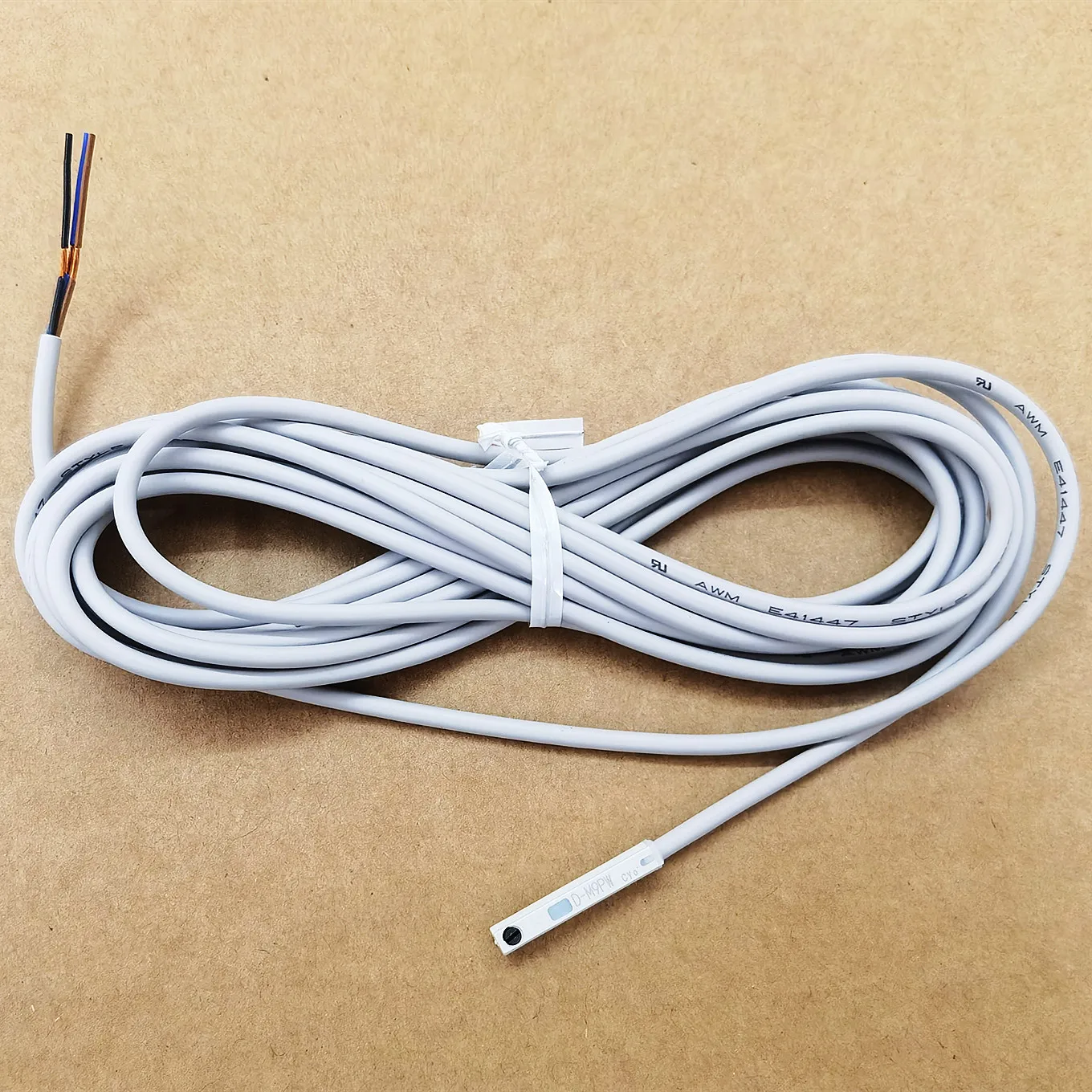 

Original new 100% magnetic switch complete series D-M9PW D-M9PWM D-M9PWL D-M9PWZ sensor switch