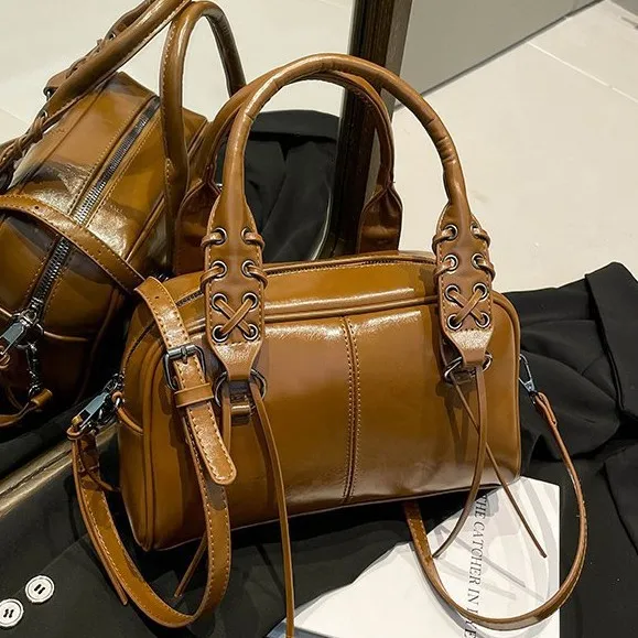 

Осенняя винтажная сумка-подушка 2025 года, простая универсальная новая сумка через плечо премиум-класса, через плечо на осень