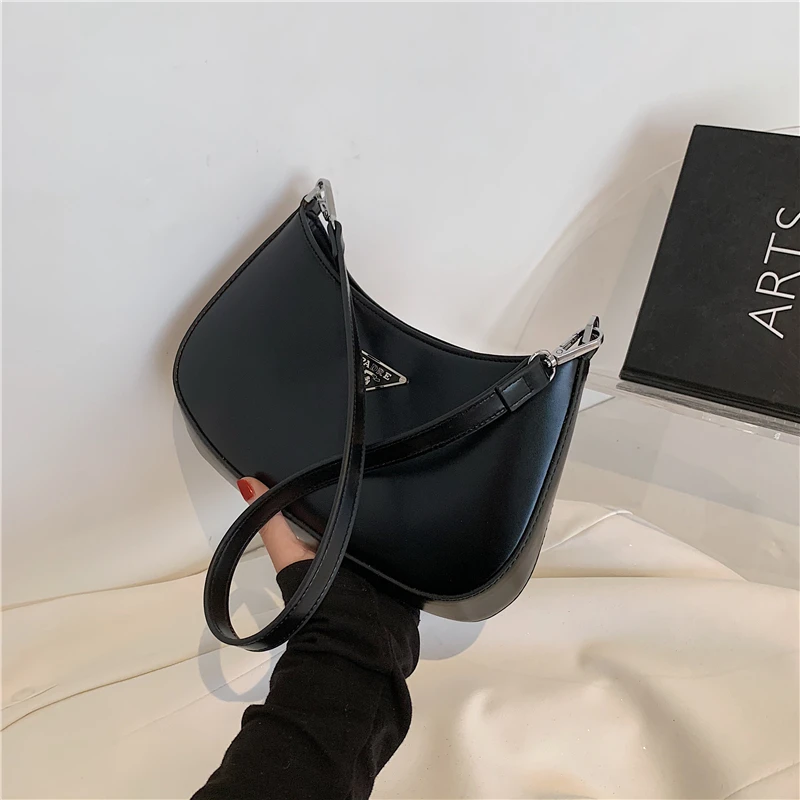 

Exquisite Fashionable Crossbody Bag - Unique Niche Trendy Design Suits Girls' Sweet Retro Casual Daily Outfits Looks