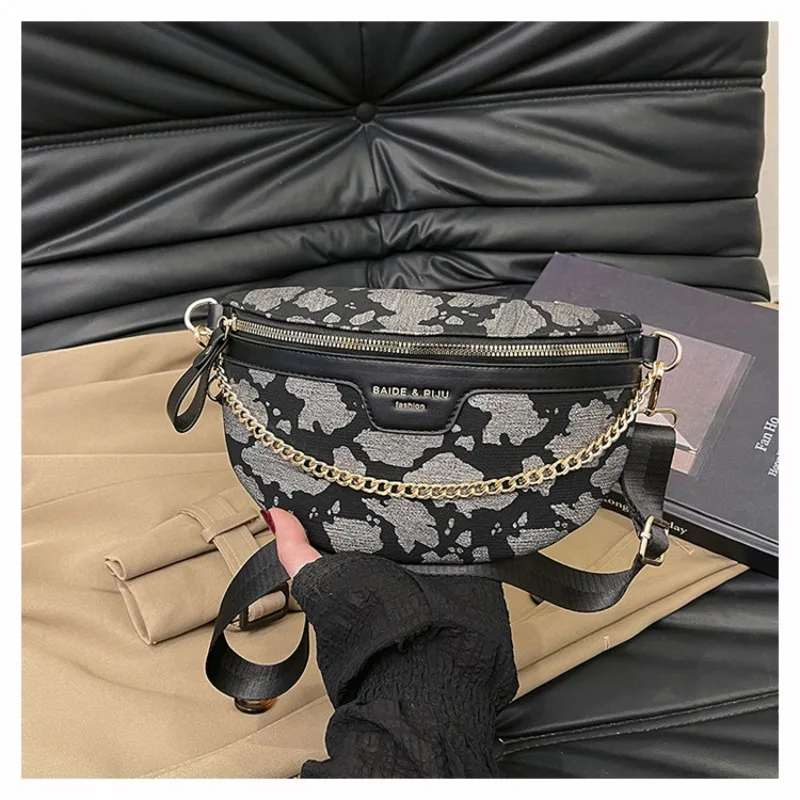 2025 Fashion and Individuality Print Personalized Chain Single-shoulder Crossbody Bag, Large-capacity Waist Bag and Chest Bag