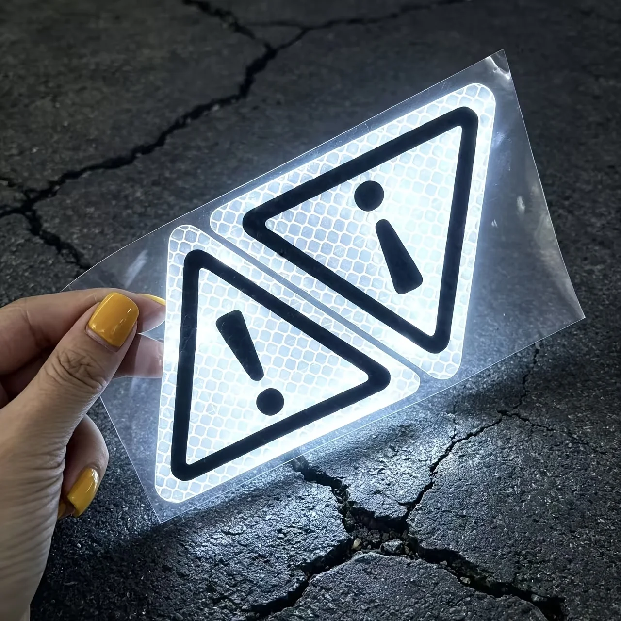 2PCS Triangular Reflective Warning Stickers, Diamond Exclamation Mark Pattern,  Strong Adhesive & Weatherproof, Night Visible