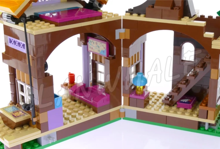 739ピース フレンズ アドベンチャー キャンプ ジャングル フォレスト ツリーハウス 10497 モデル 組み立てブロック エマ おもちゃ 女の子向け 互換性あり