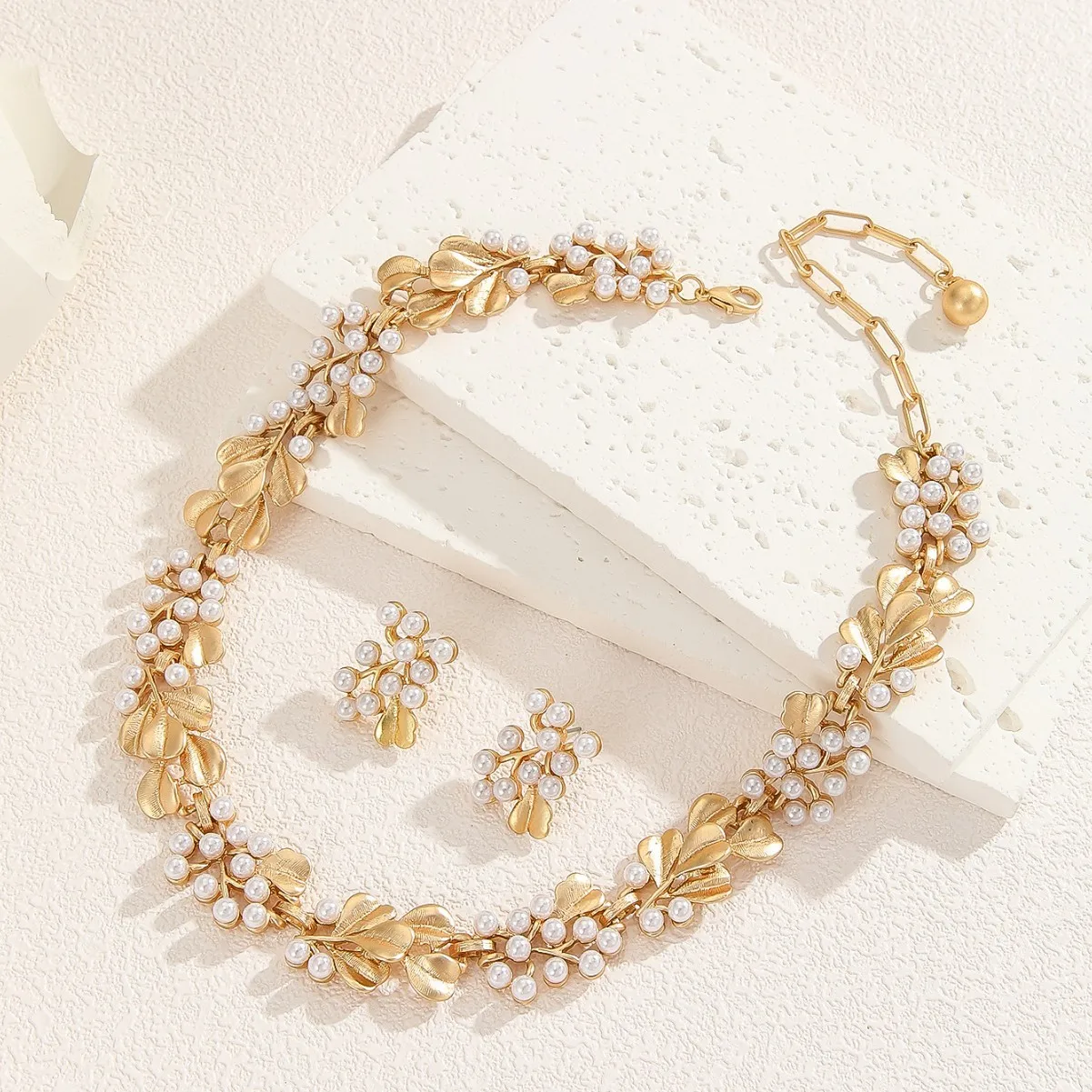 3 Pcs Rhinestone Imitation Pearl Earrings Necklace Set Two-piece Vintage Choker Accessory Light Luxury Jewelry Sets Wedding