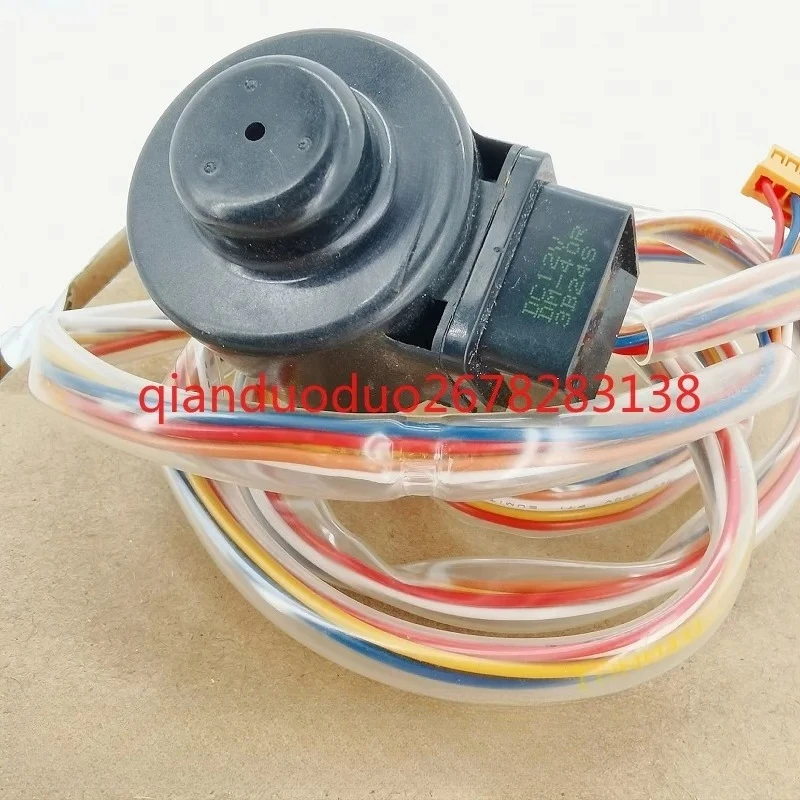 Suitable for Daikin one to four multi-line 4MXS100EV2C 2LPMXS4HV2C electric valve coil 4P290891-1