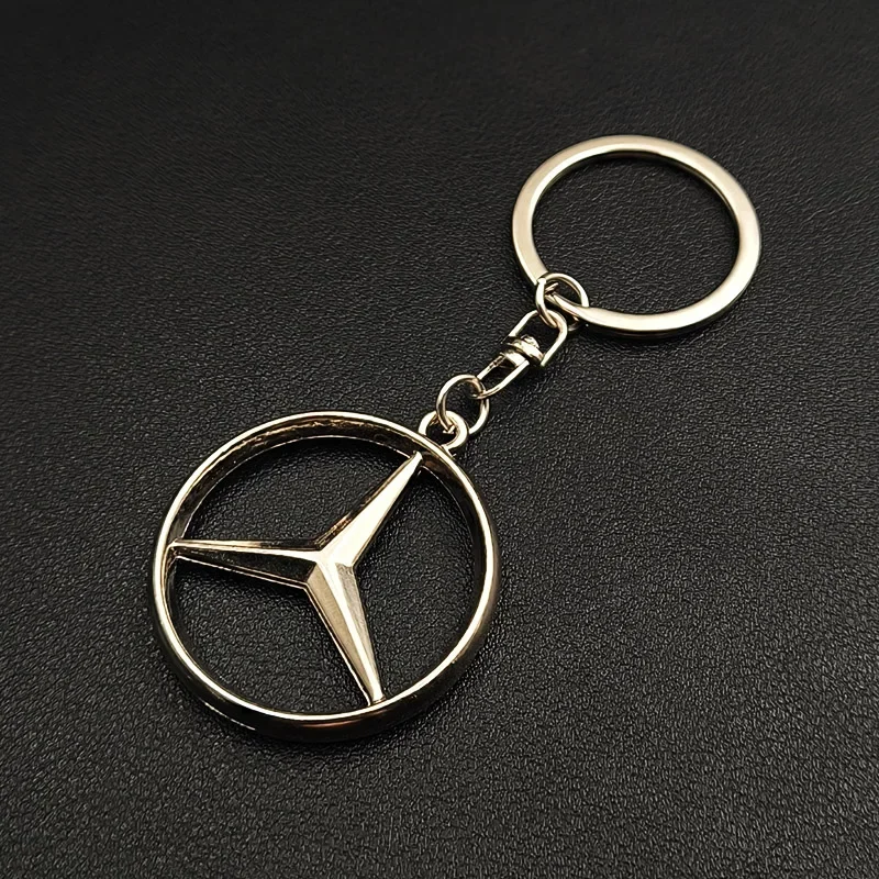 2024 New Metal Leather Car Logo Keyring Luxury Keychain For Mercedes Benz AMG A B C E S GLA GLB GLC GLE CLA G ML R Accessories