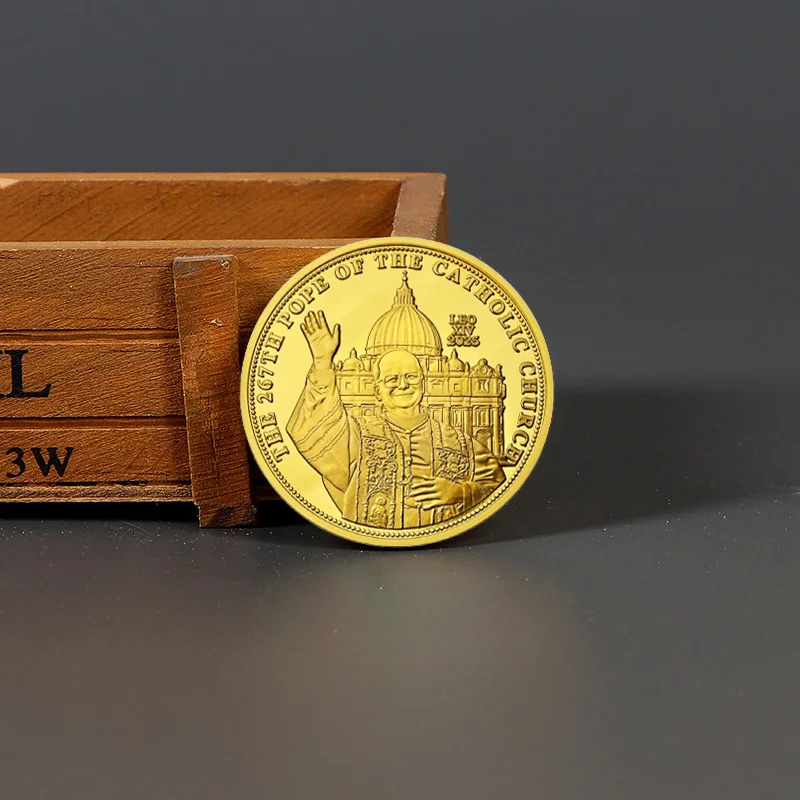 The 267th Pope Souvenir Coin Gold Plated Leo XIV Francis Commemorative Coin Creative Memorial Medal view 6