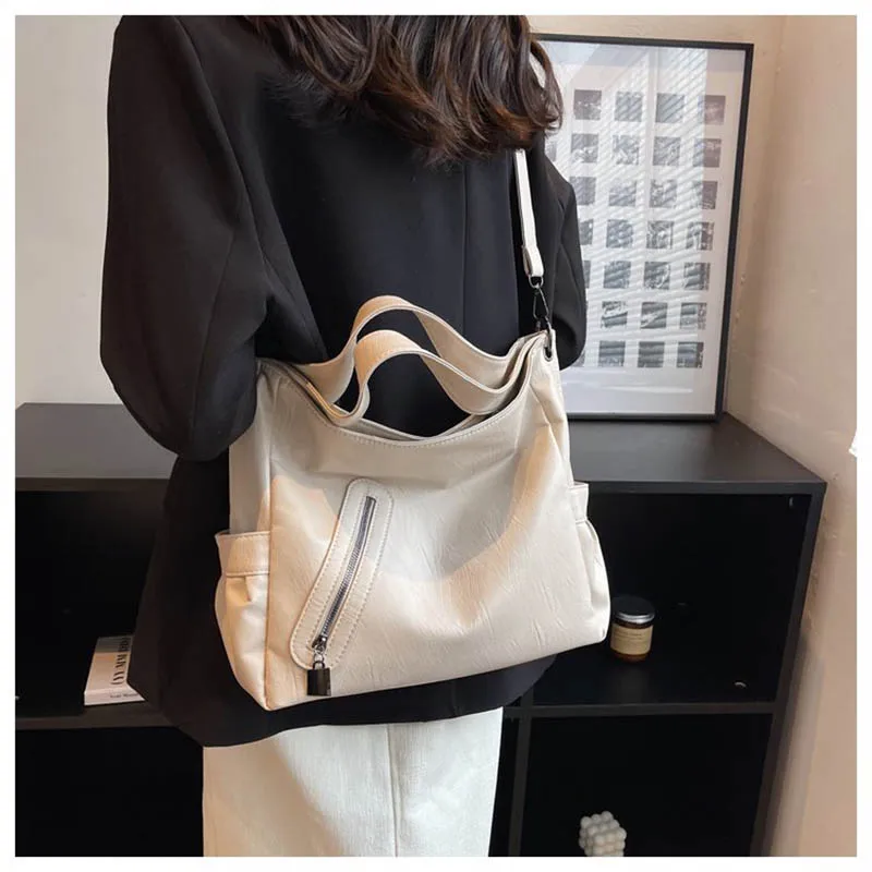 Premium Suede Hand-Held Bowling Bag 2026 New Trendy Retro Niche Underarm Bags With Large Capacity Handbag