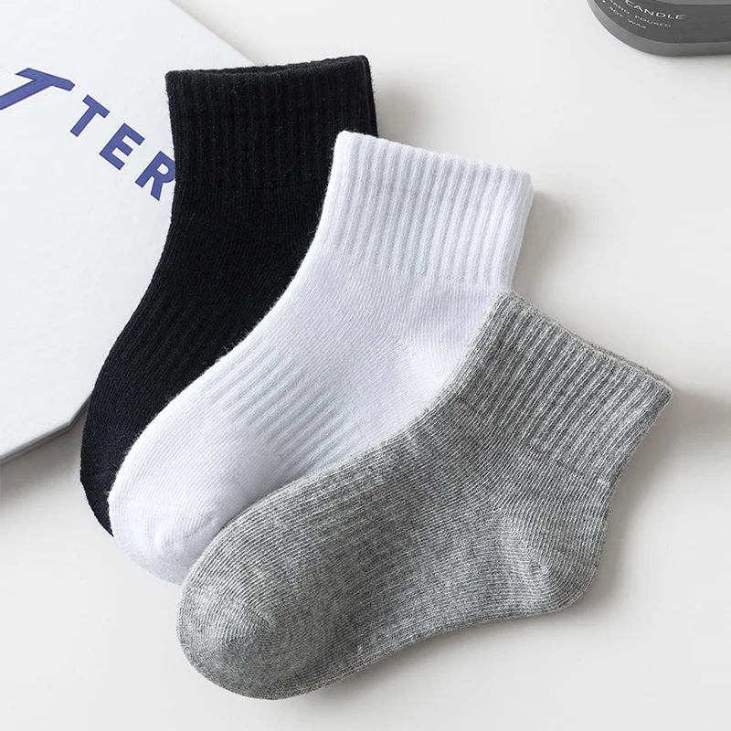 10pairs of children's socks, girls' classic black and white gray sports socks, spring and autumn sweat absorbing mid tube socks,