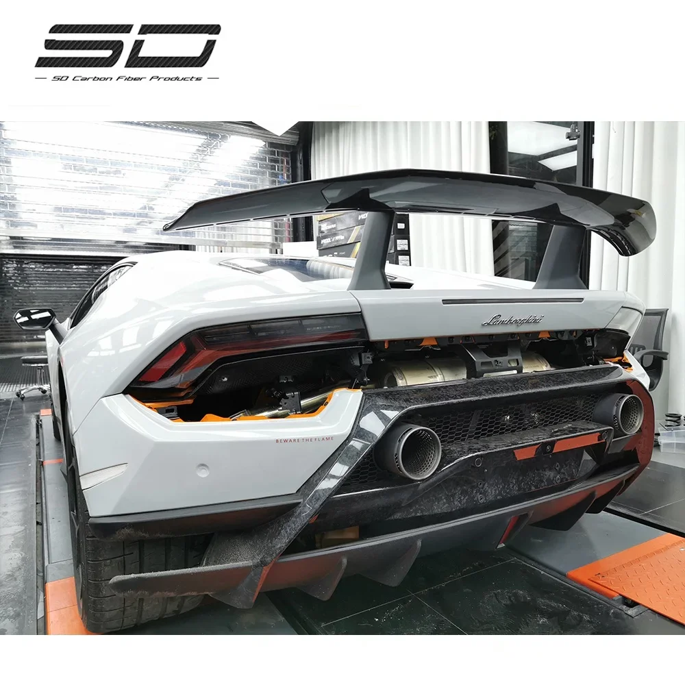 Carbon Fiber  Body kit Front Bumper Rear Bumper Rear wing Spoiler for Lamborghini Huracan  LP580 LP610 P style