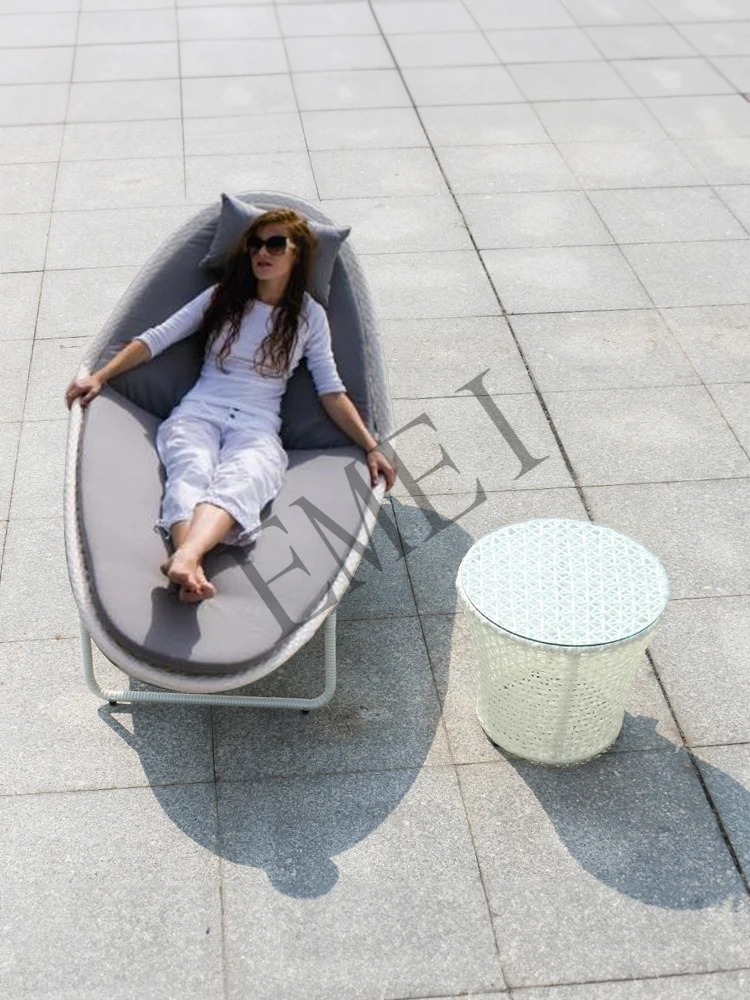 Outdoor lounge chair beach pool bed lunch break bed leisure rattan lounge chair coffee table combination courtyard