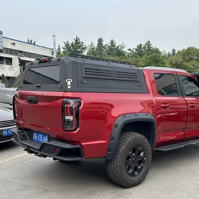 China Custom Made Retractable Roll-Up Folding Hardtop Tonneau Cover for Esuzu Isuzu D-Max Wind-Resistant and Waterproof Function