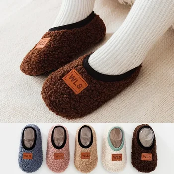 Pantoufles d'automne et d'hiver pour bébés, chaussettes de s...