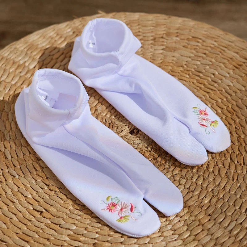 Clássico japonês tamancos meias femininas bordado branco pé saco 2 dedos meias ponto de cola anti deslizamento cosplay lolita quimono meias