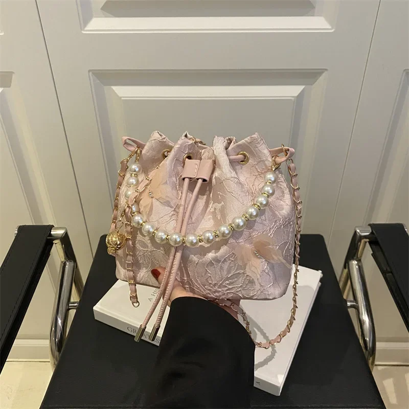 

Sweet Butterfly Women Drawstring Bucket Shoulder Bags Versatile Ladies Crossbody Bag Clutch Fashion Girls Pearl Chain Handbags