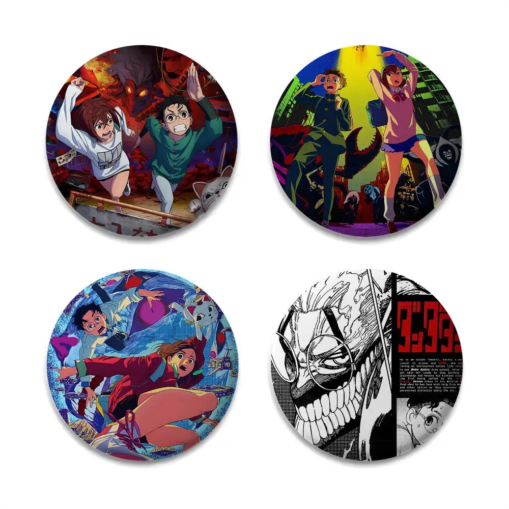 

Anime D-DandadanS Badges Round Exquisite Badge Brooches Creative Pins For Clothes Hat Backpack Gift Accessories