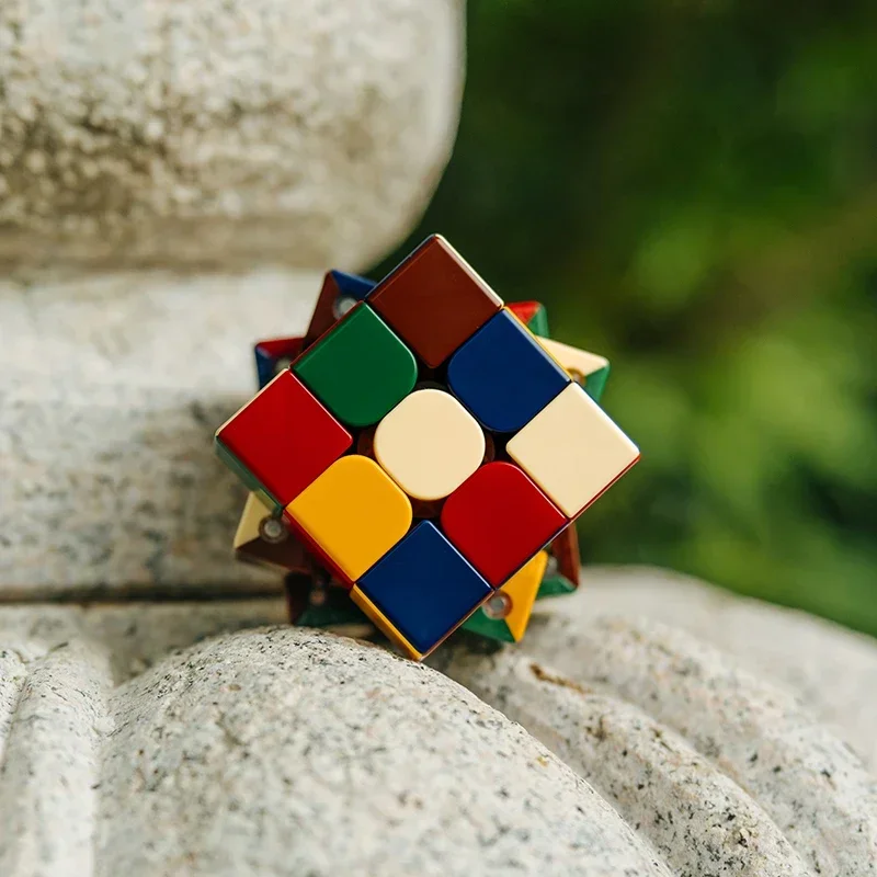 Color Cube Puzzle Boy Toy Professional Unique Magnetic Best Gift Fast Mute Zero Delay Rotation Super Fast.