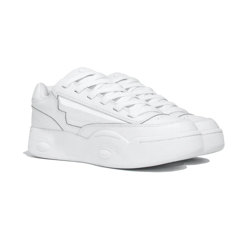 

Men's fitness running shoes are made of unique structure and breathable fabric, suitable for various training and daily aerobic