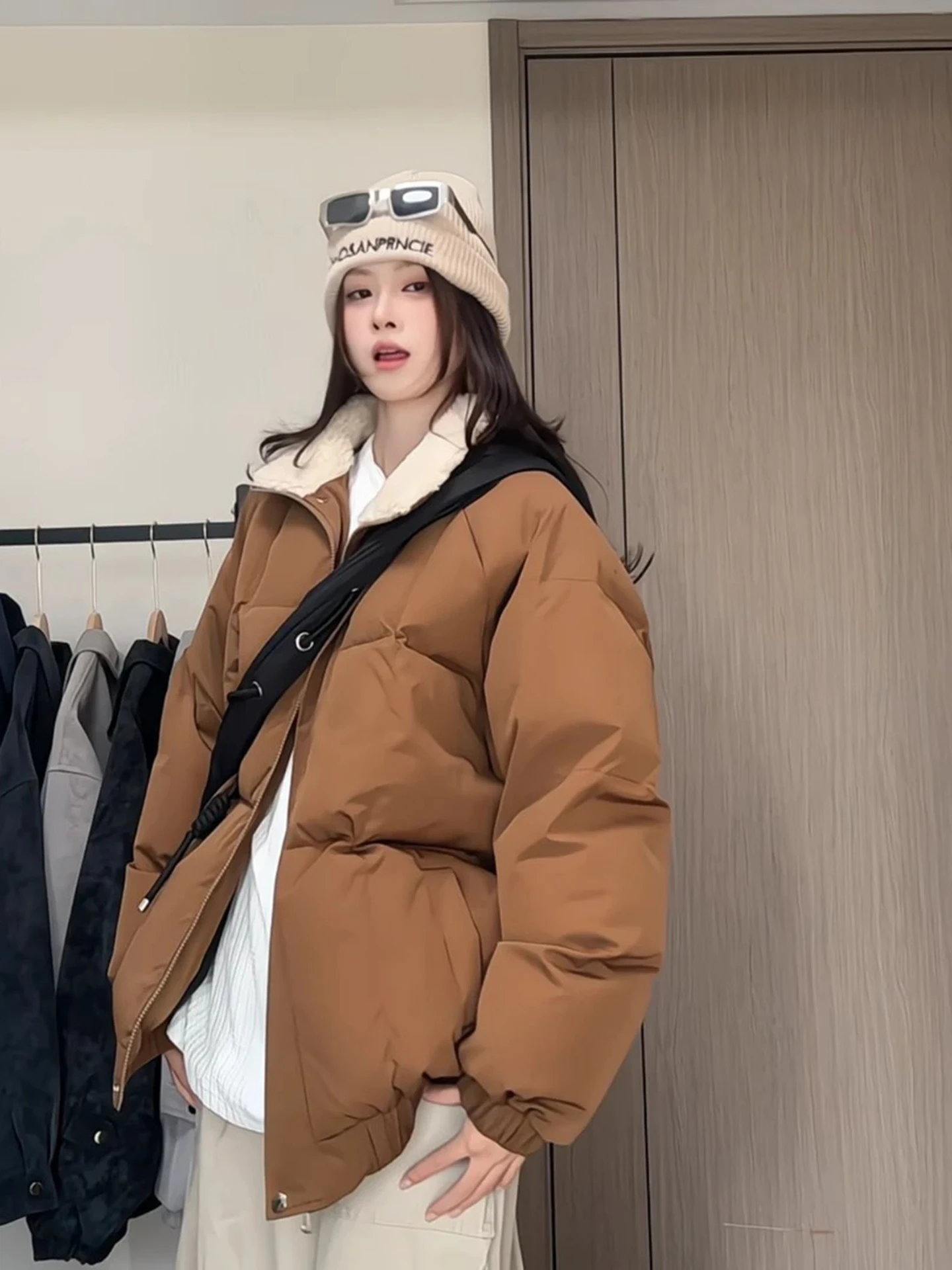 

Caramel Color Men's down Cotton Jaet Thi Warm Winter Coat American High Street Sle Bread Collar Stand Fit Casual