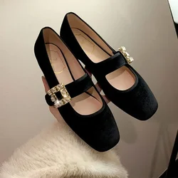 Kobiety Mary Jane Shoes Ballet Flats Black Patent Leather Velvet Thin Shoes Rhinestone Square Buckle Strap Pumps Lady Work Shoes