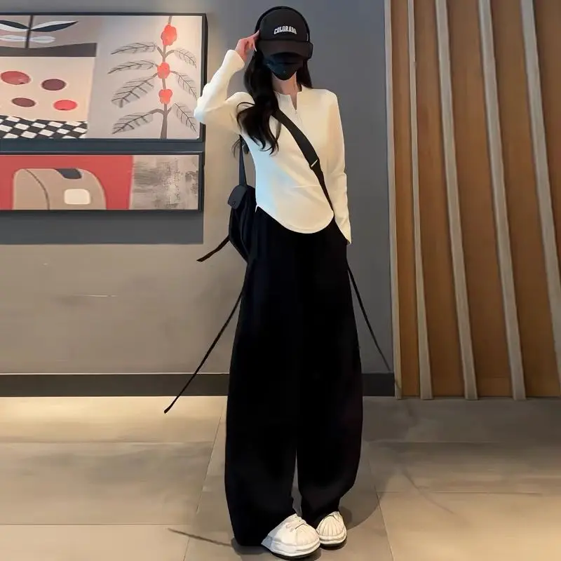 Fashion Suit Women's 2026 Spring New Half-Zipper Stand-Up Collar Sweater Set Banana Pants Thin Casual Sports Two-Piece Set