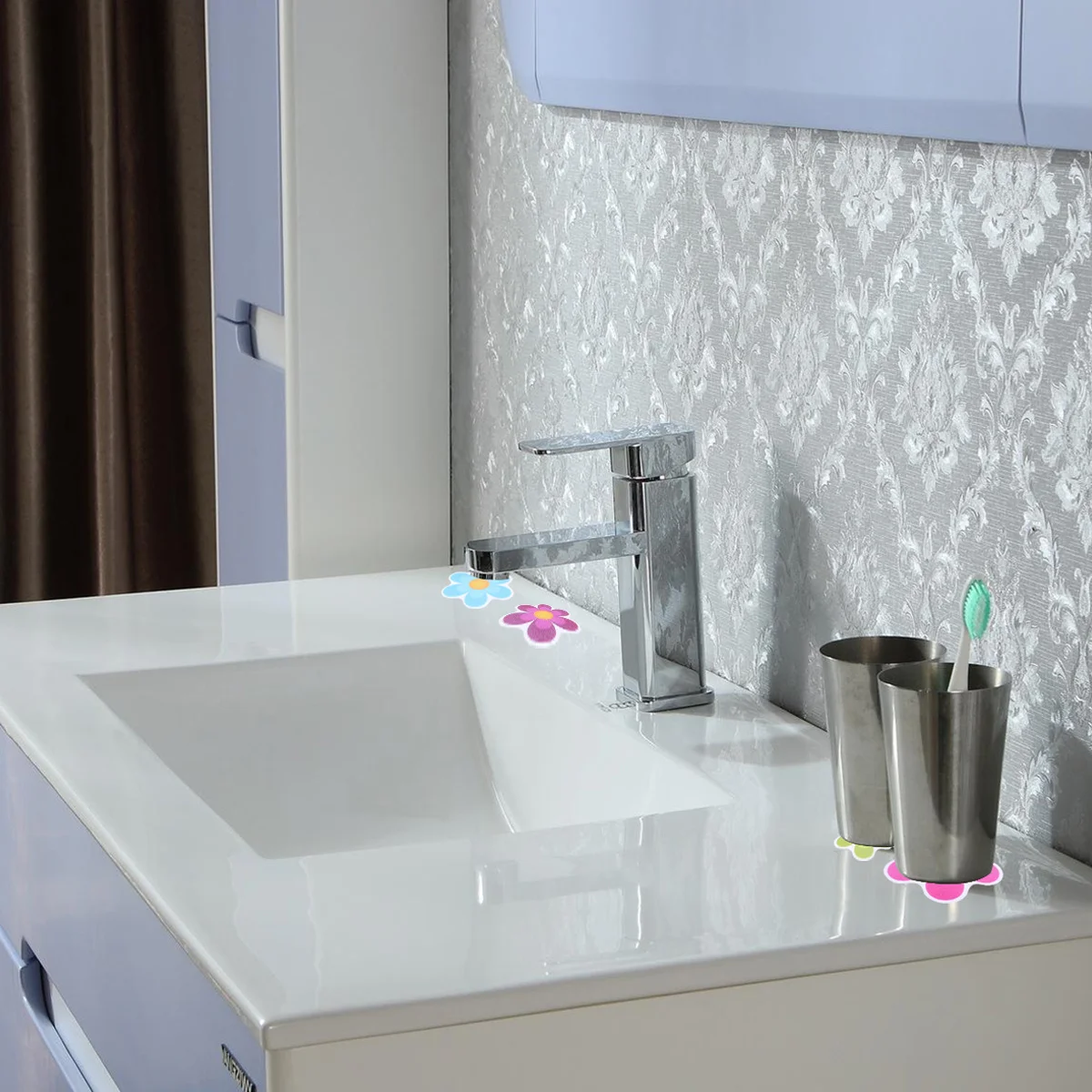 

10Pcs Bathroom Anti Slip Stickers Flower Pattern Non Slip Surface for Tub Floor Shower Pool Balcony Corridor Doorway Decorative