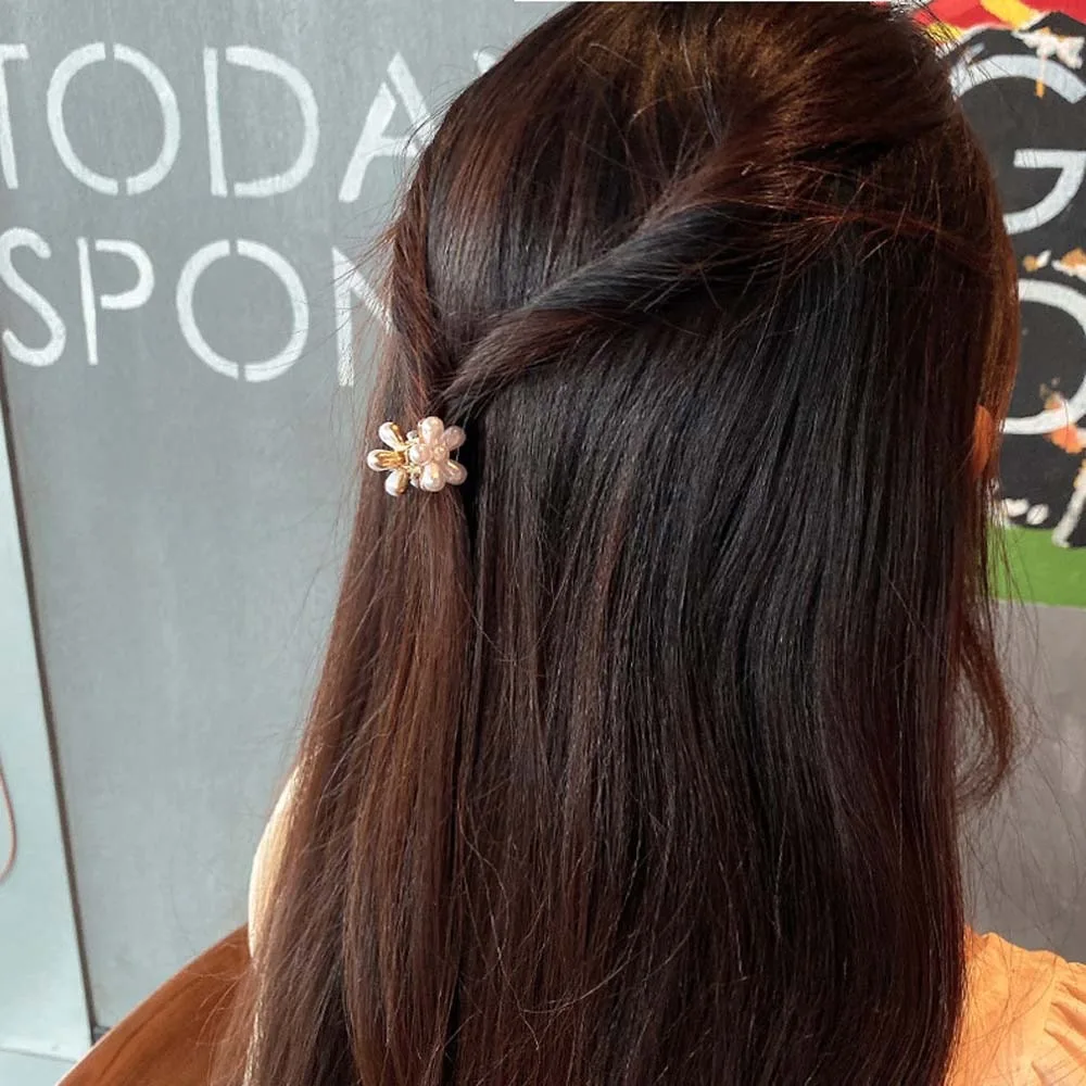 

10pcs Sweet Pearls Flower Hairpin Resin Korean Style Mini Hair Claw Gradient Color Headwear Women Side Clip Hair Braid Clip