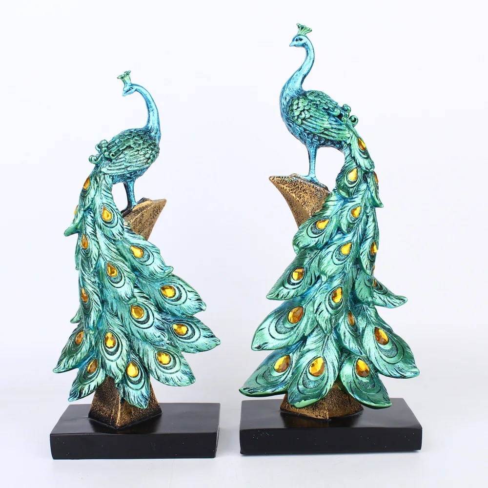 Creative and Fashionable Gold Blue Peacock Ornaments Resin Crafts Wine Cabinets Living Rooms Home Atmosphere Decoration Gifts