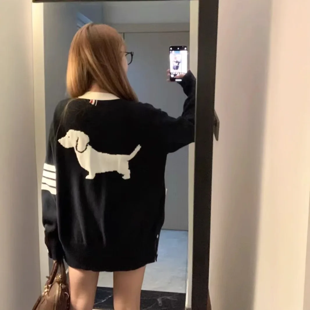 

Осенне-зимний мужской кардиган с V-образным вырезом, вязаный, с рисунком собаки, в расслабленном стиле, из смесового хлопка, стандартной толщины, модный топ