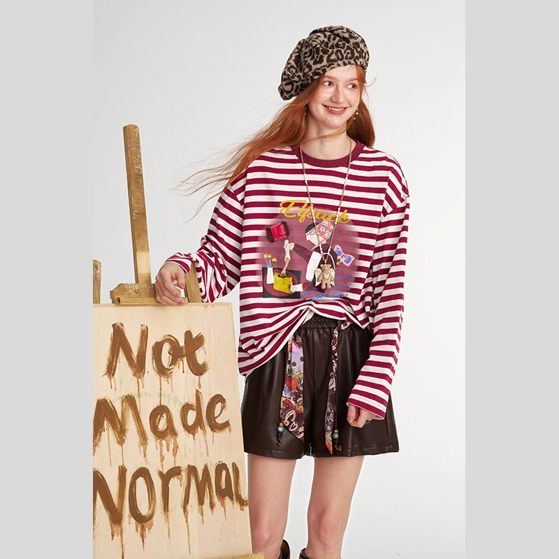 ELFSACK Women's Vintage Striped Long Sleeve Tee with Cooking Lady Graphic Print, Retro Contrast Ringer Top for Casual Everyday