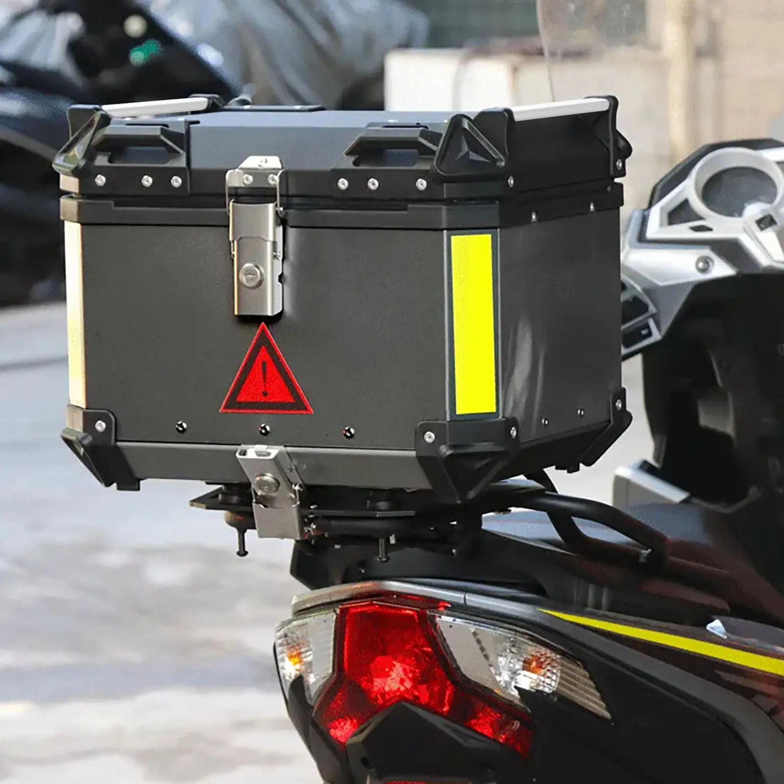 

2Pcs Aluminum Alloy Motorcycle Tail Box Handle Cover Lightweight Waterproof Anti-Slip Grip for Top Box Luggage Hard Case