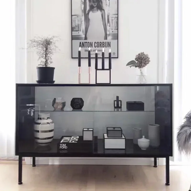 

Современный минималистичный стеклянный шкаф в скандинавском стиле для ресторана/чайной комнаты