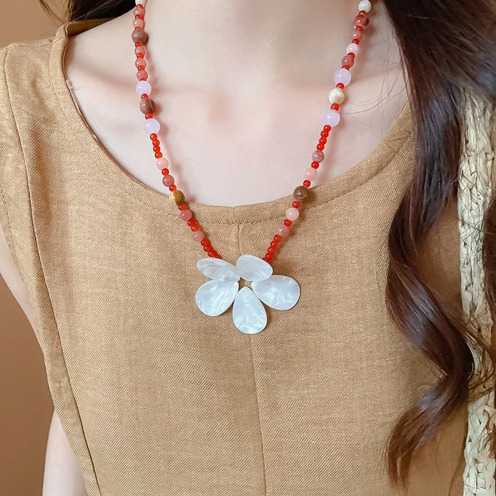 

Jewelry Boho Shell Flower Necklace Ocean Style Handmade Stone Pendant Necklace Beach Seaside Ocean Style Neck Chain Girls