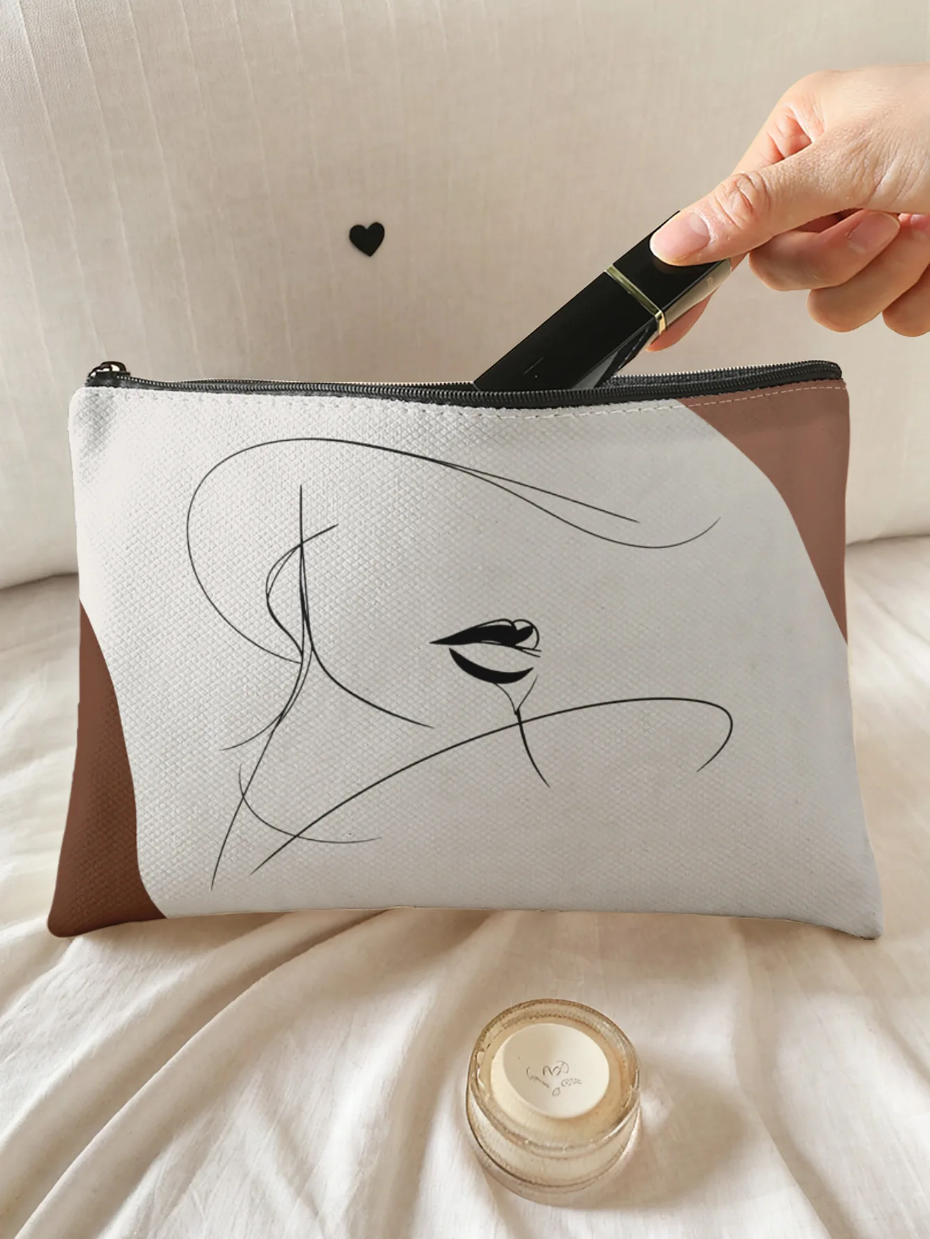 Abstract One Line Woman Eye Print Cosmetic Bag Portable Travel Makeup Storage Pouch Gift