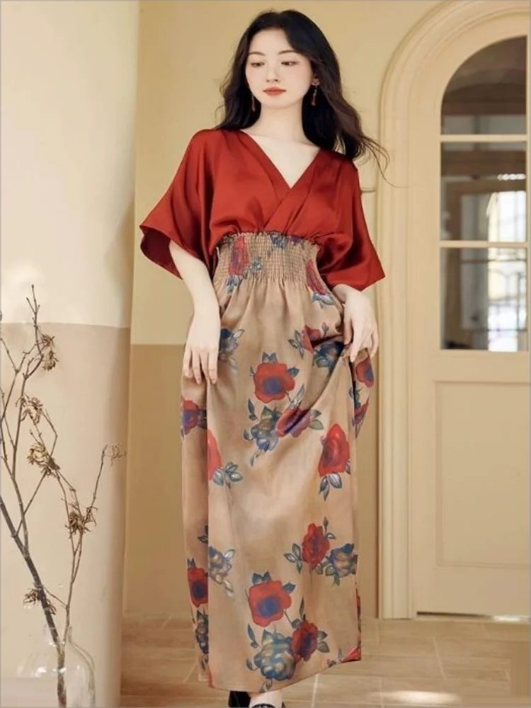 فساتين حمراء مزيفة على الطراز الصيني الجديد بتصميم عرقي عتيق مع تنورة طويلة فريدة وجميلة ذات ملمس راقي