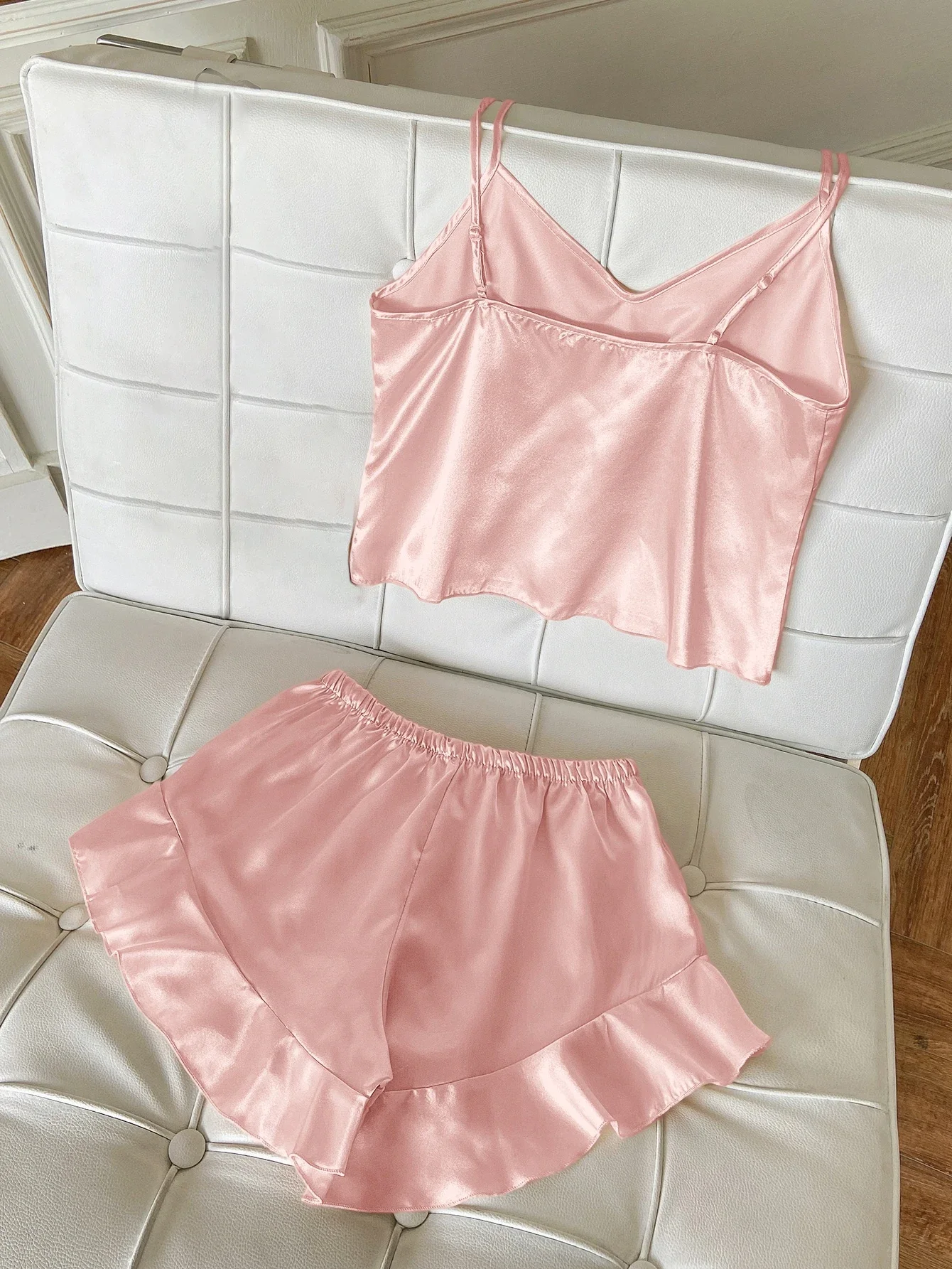 Solides Satin-Pyjama-Set mit V-Ausschnitt, Cami-Oberteil, Rüschen-Shorts, Damen-Nachtwäsche, Loungewear – Detail 7
