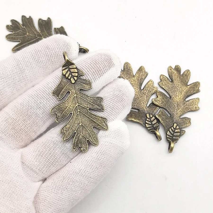 10pcs/pack Antique bronze alloy daisy leaf Necklace pandent Vintage Jewelry Findings Handmade Crafts Bracelet Dec  01329 44*27mm